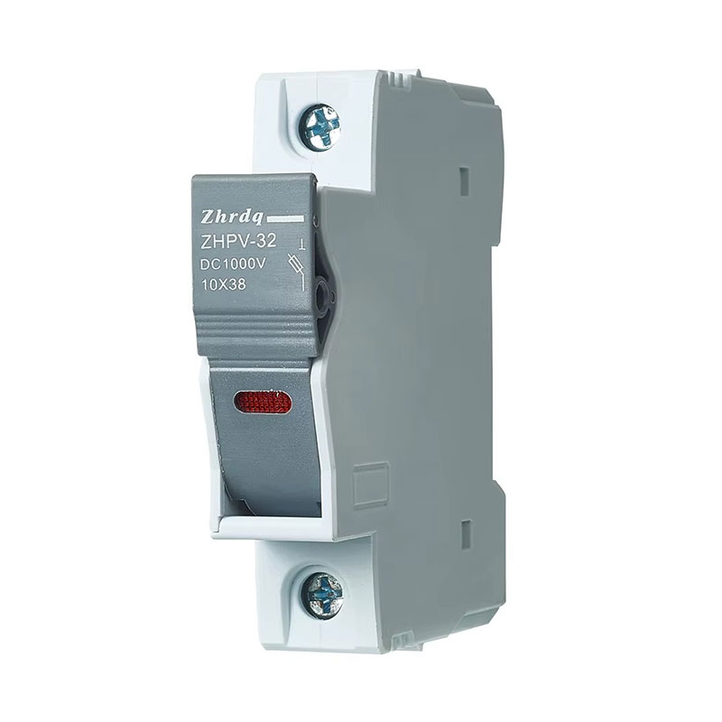 Почему безопасность вашей солнечной батареи зависит от выбора правильного фотоэлектрического предохранителя постоянного тока